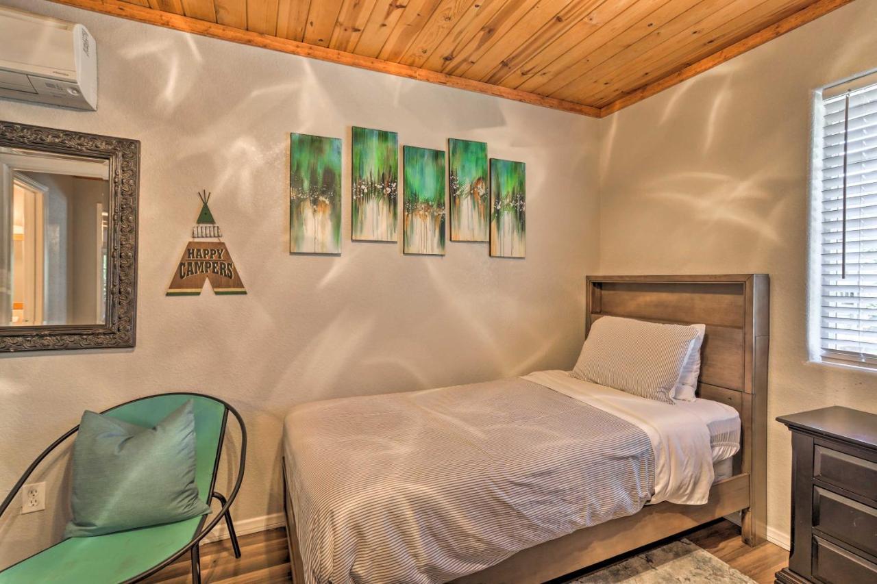 Remodeled Crestline Retreat Walk To Lake Gregory! 外观 照片