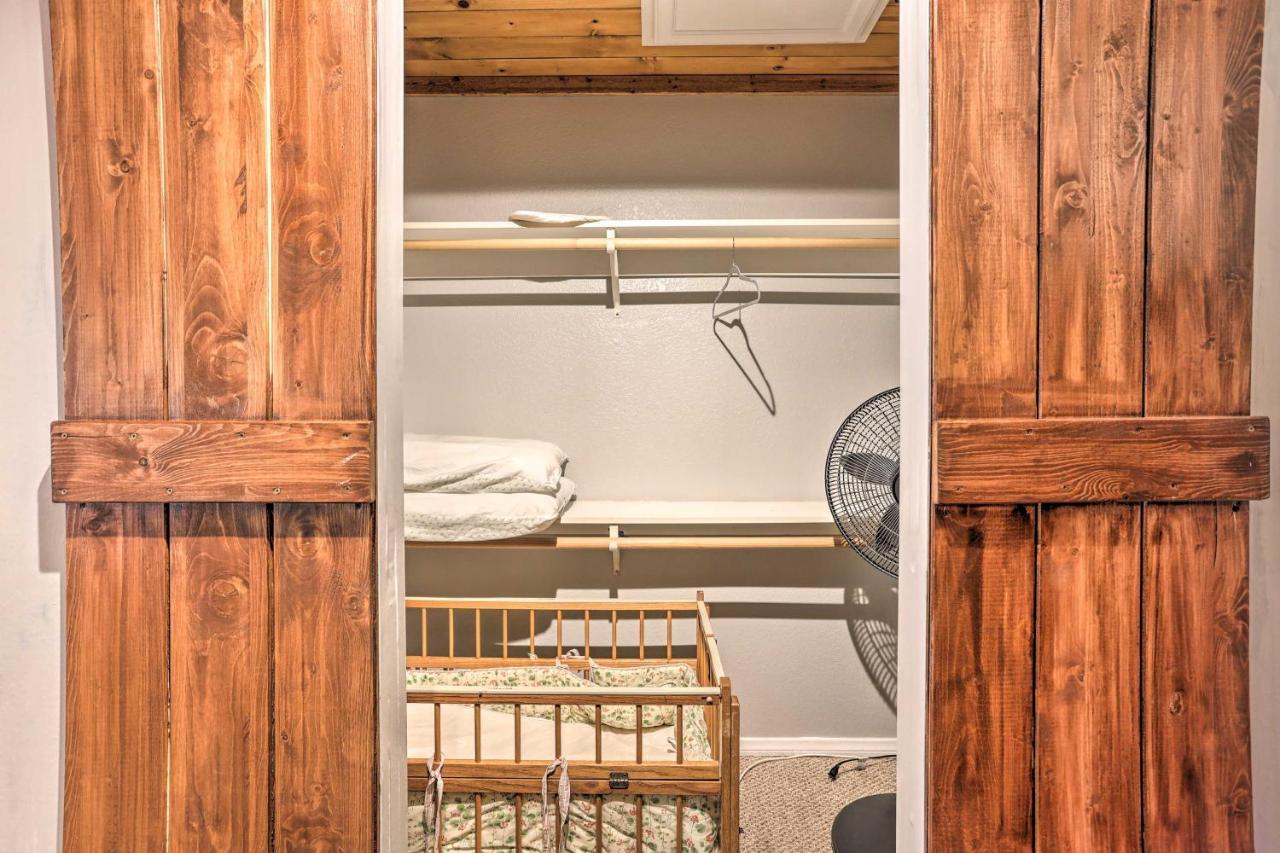 Remodeled Crestline Retreat Walk To Lake Gregory! 外观 照片