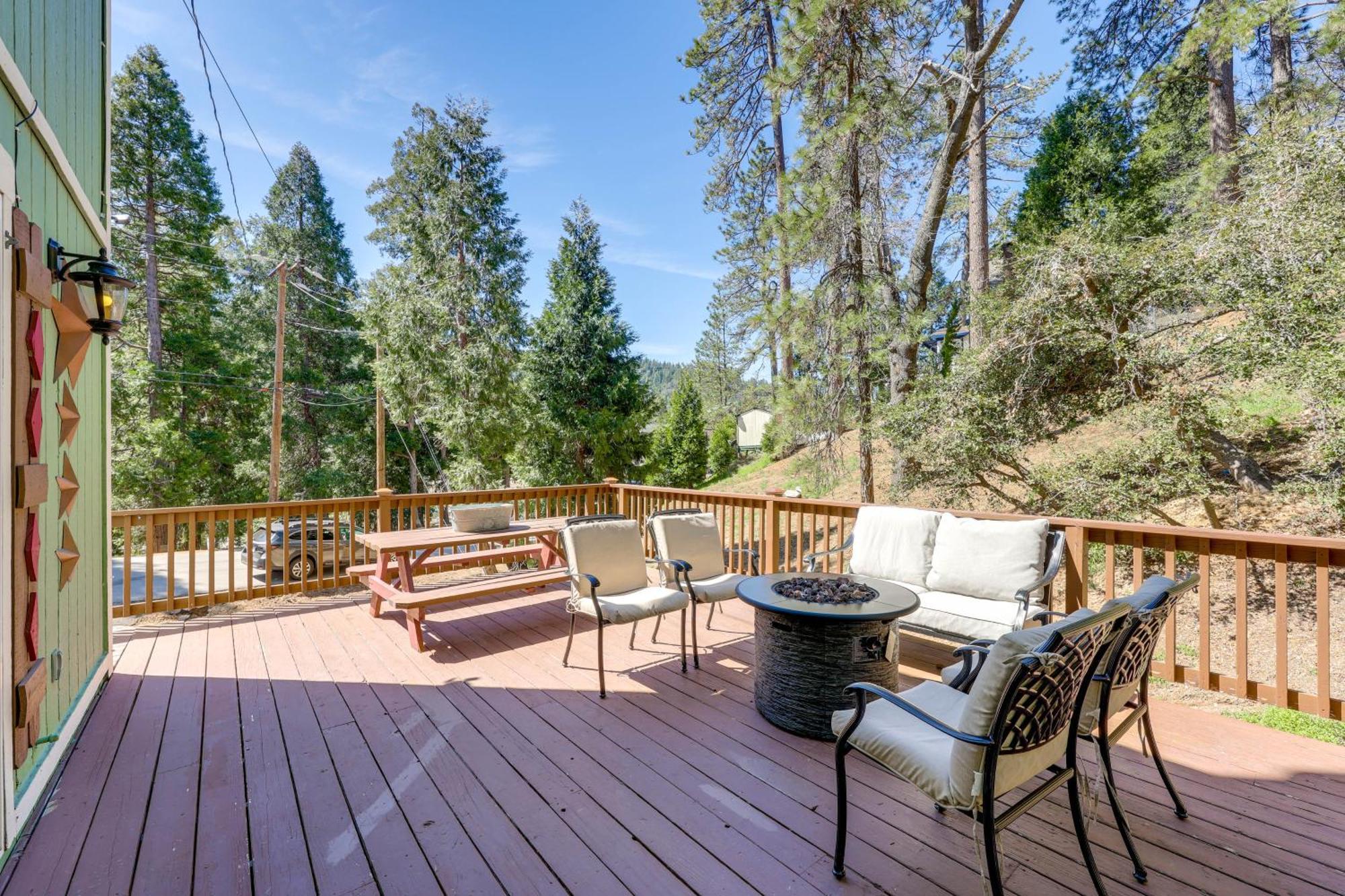 Remodeled Crestline Retreat Walk To Lake Gregory! 外观 照片